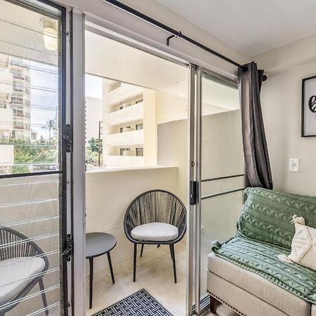 הונולולו Bright & Cozy Condo Unit With Balcony! מראה חיצוני תמונה
