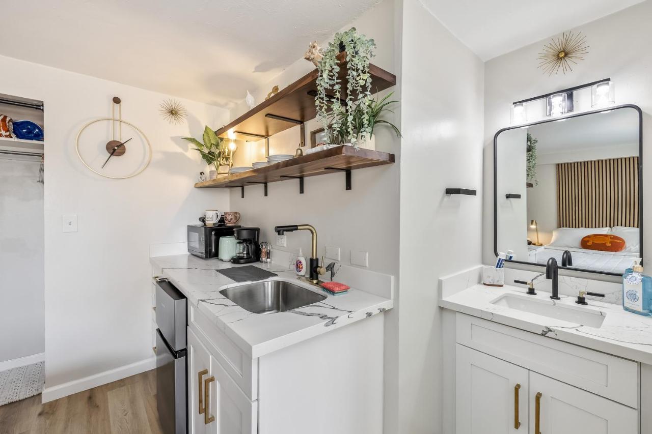 הונולולו Bright & Cozy Condo Unit With Balcony! מראה חיצוני תמונה