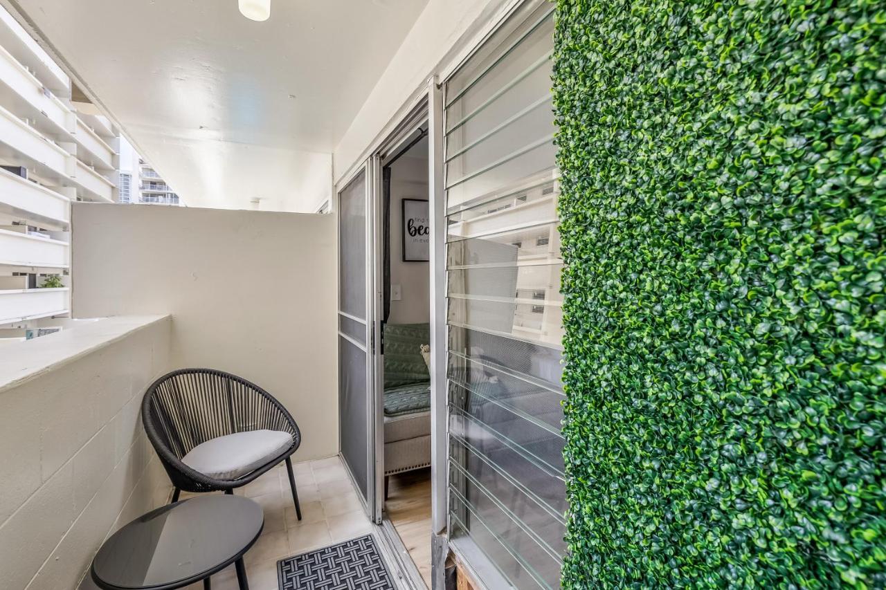 הונולולו Bright & Cozy Condo Unit With Balcony! מראה חיצוני תמונה